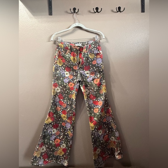 Wrangler Denim - Wrangler Wander High Rise Flare Floral Jeans
